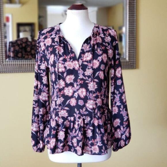 NWT LOFT Floral Ruffled Bottom Peasant Top Small - Picture 6 of 12
